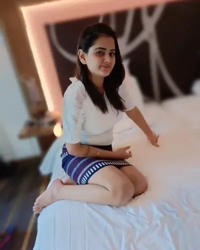 Escort Service In Davorlim